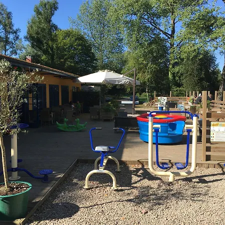 营地 La Sensation 2*